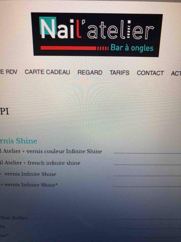 Pose d’ongles en gel naturel dans un institut à bordeaux centre 