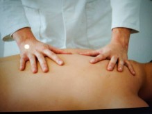 Trouver un ostéopathe pour soigner des troubles du système digestif à l'Isle-Jourdain